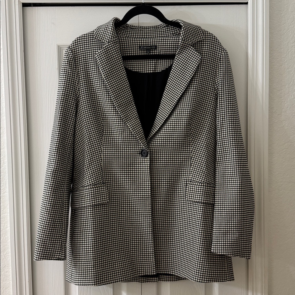 Adrianna Papell Black and Cream Houndstooth Blazer